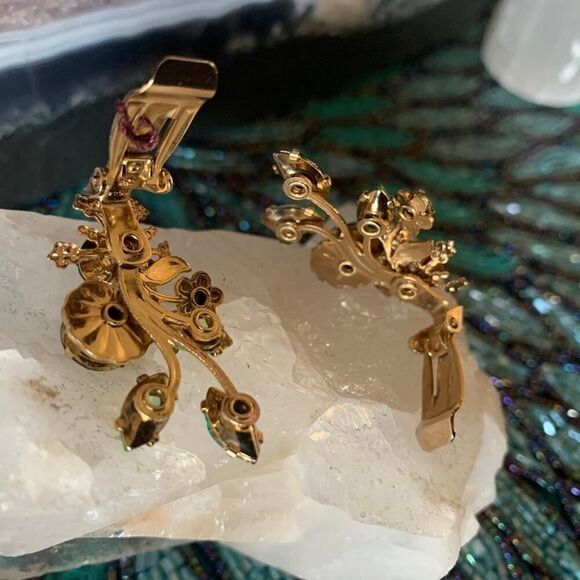 Two tone Green Crystal Brooch/Earrings set, in Gold, ER Stamped - Picture 4 of 5